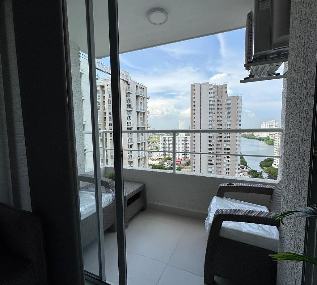 Apartamento Lindo A 3 Calles De Playas Y A 3 Minutos Del Centro Histórico *