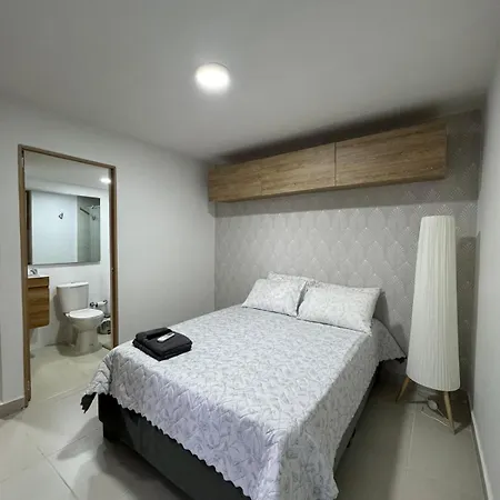 Lindo A 3 Calles De Playas Y A 3 Minutos Del Centro Histórico Apartamento Cartagena