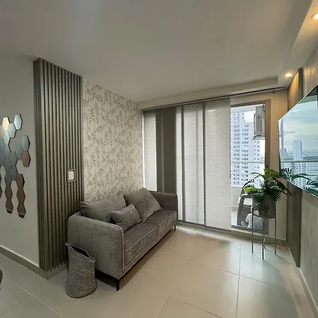 Lindo A 3 Calles De Playas Y A 3 Minutos Del Centro Histórico Apartamento *