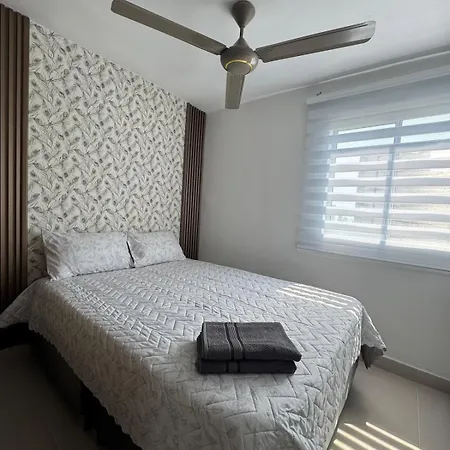 Apartamento Lindo A 3 Calles De Playas Y A 3 Minutos Del Centro Histórico